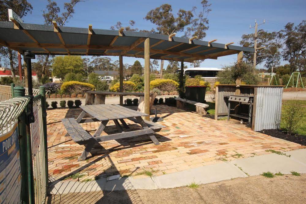 Calder Family Motel Bendigo Ngoại thất bức ảnh