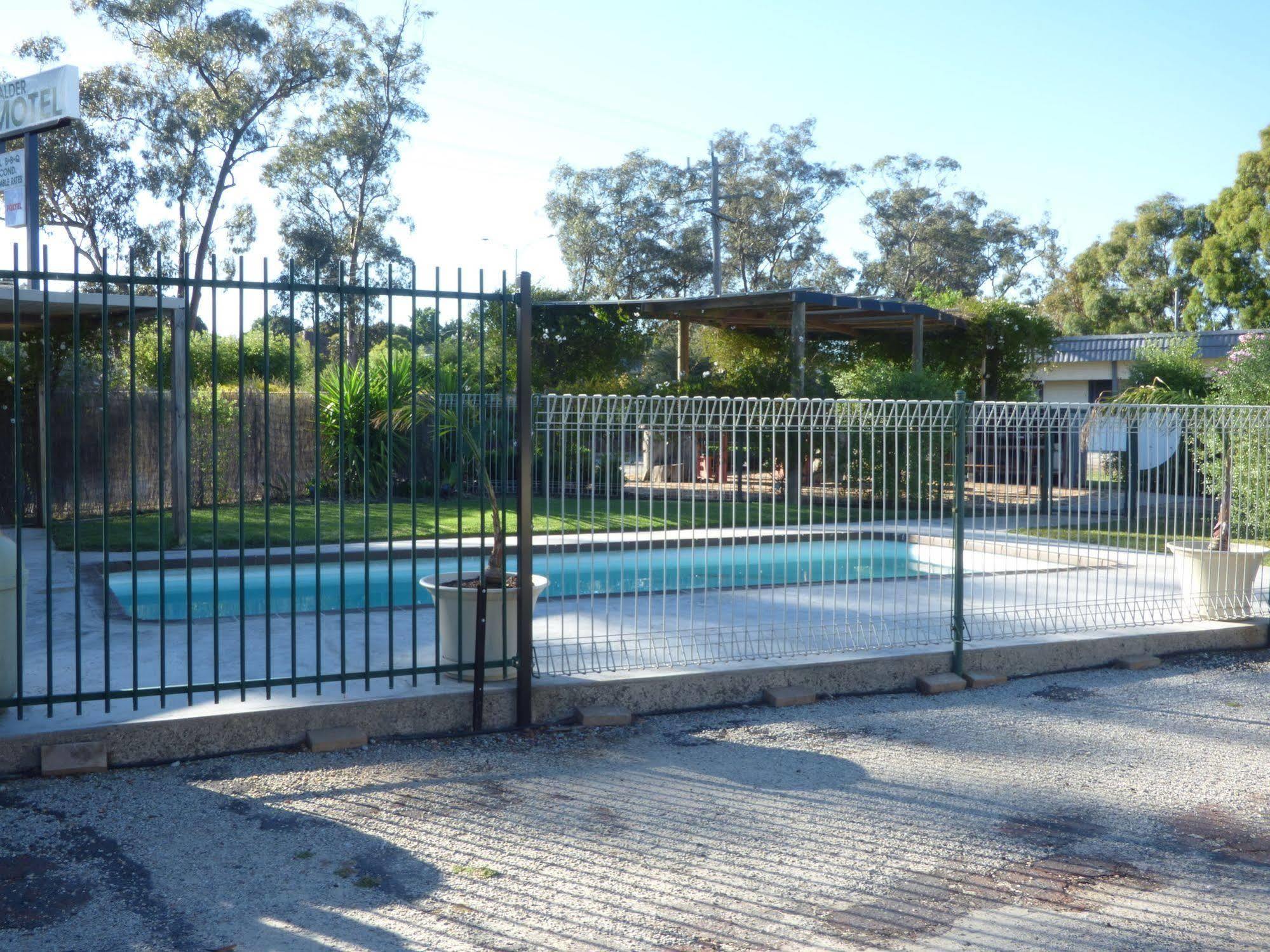 Calder Family Motel Bendigo Ngoại thất bức ảnh